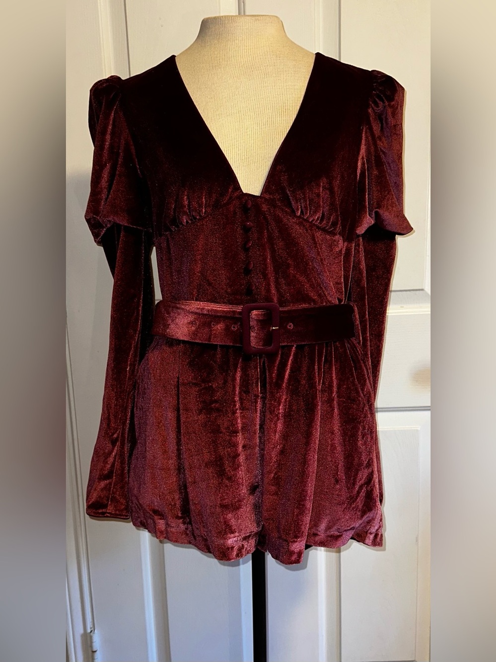Sugar Thrillz Dolls Kill ‘CHIC MANNERS’ Burgundy Velvet Romper XL NWT